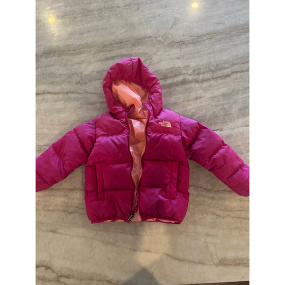 Girls' The North Face 3T Pink Peach Reversible Puffer Jacket - Picture 1 of 9